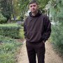*Męski dres z hoodie przez głowę i spodniami joggery “Czekoladowy”