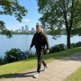 *Męski dres z hoodie przez głowę i spodniami joggery “Czarny”