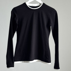 *Dopasowany longsleeve Double Layer „Czarny”