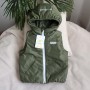 Ciepła pikowana kamizelka z kapturem i elementami odblaskowymi „Khaki” (Plamka PL)