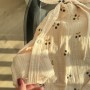 Tunika muślinowa z kapturem „Wiśnia na kremowym” (Plamka PL)