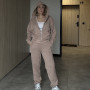 *Spodnie joggery   “Latte Nude”